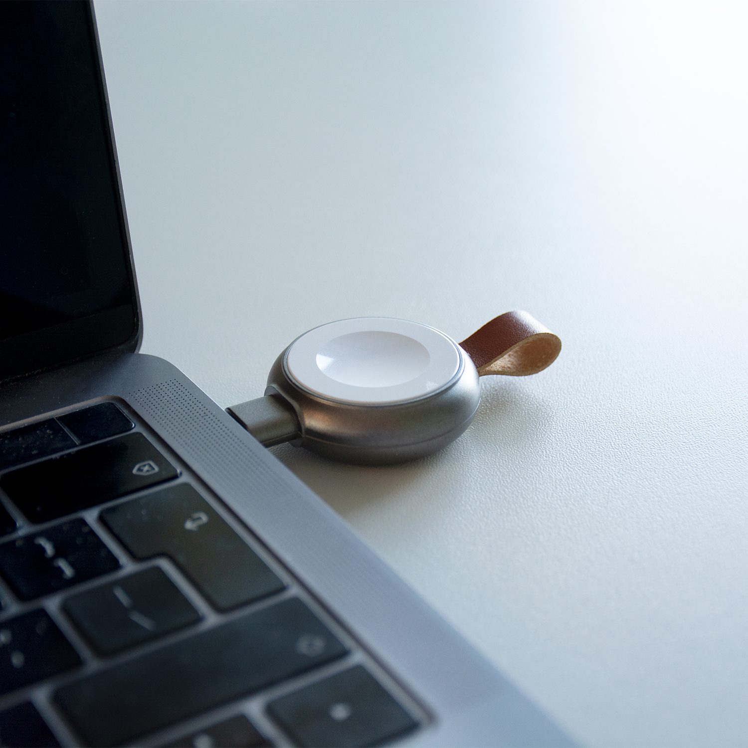 Xtorm Powerstream Mini Chargeur pour Apple Watch ,
