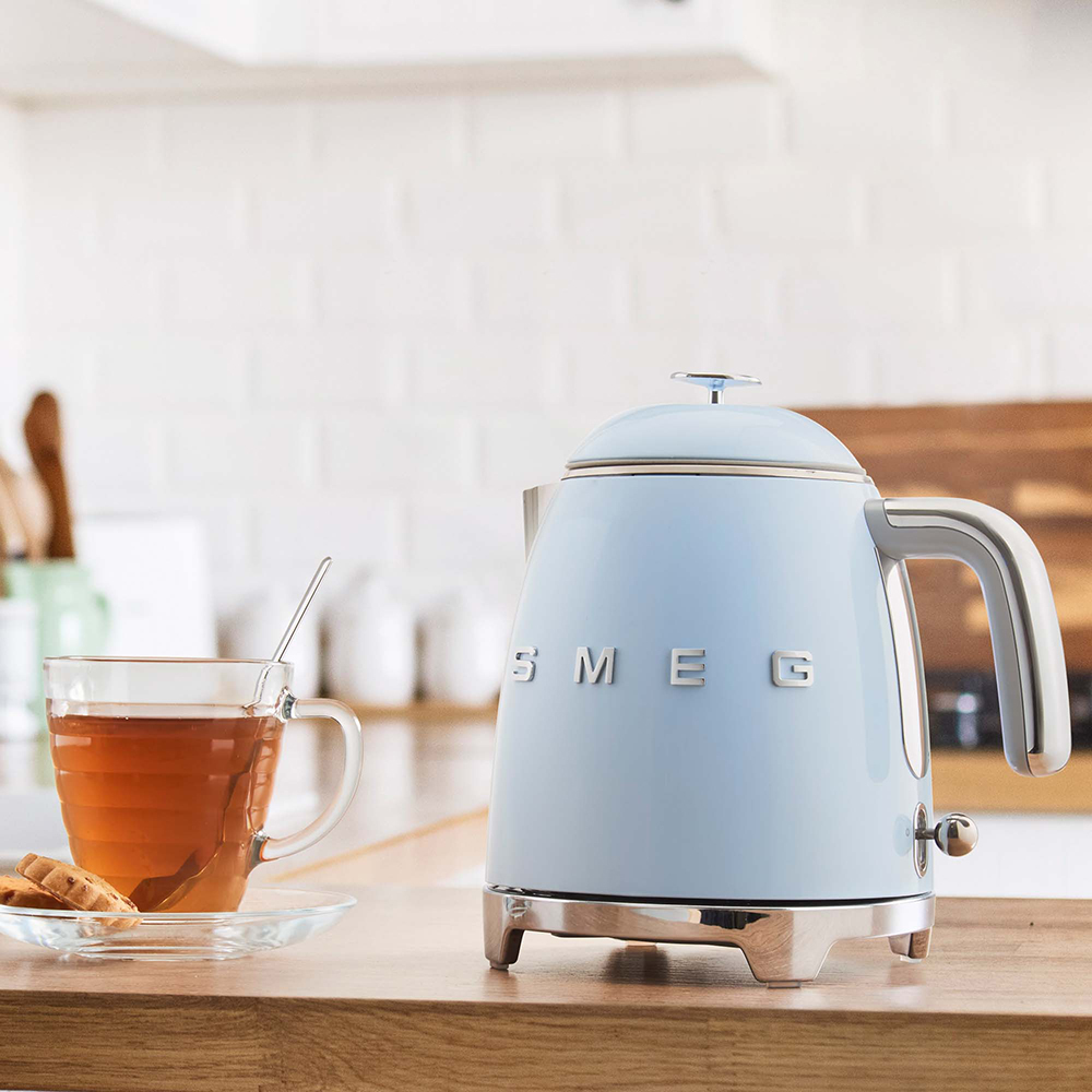 Smeg bouilloire bleu pastel KLF05PBEU