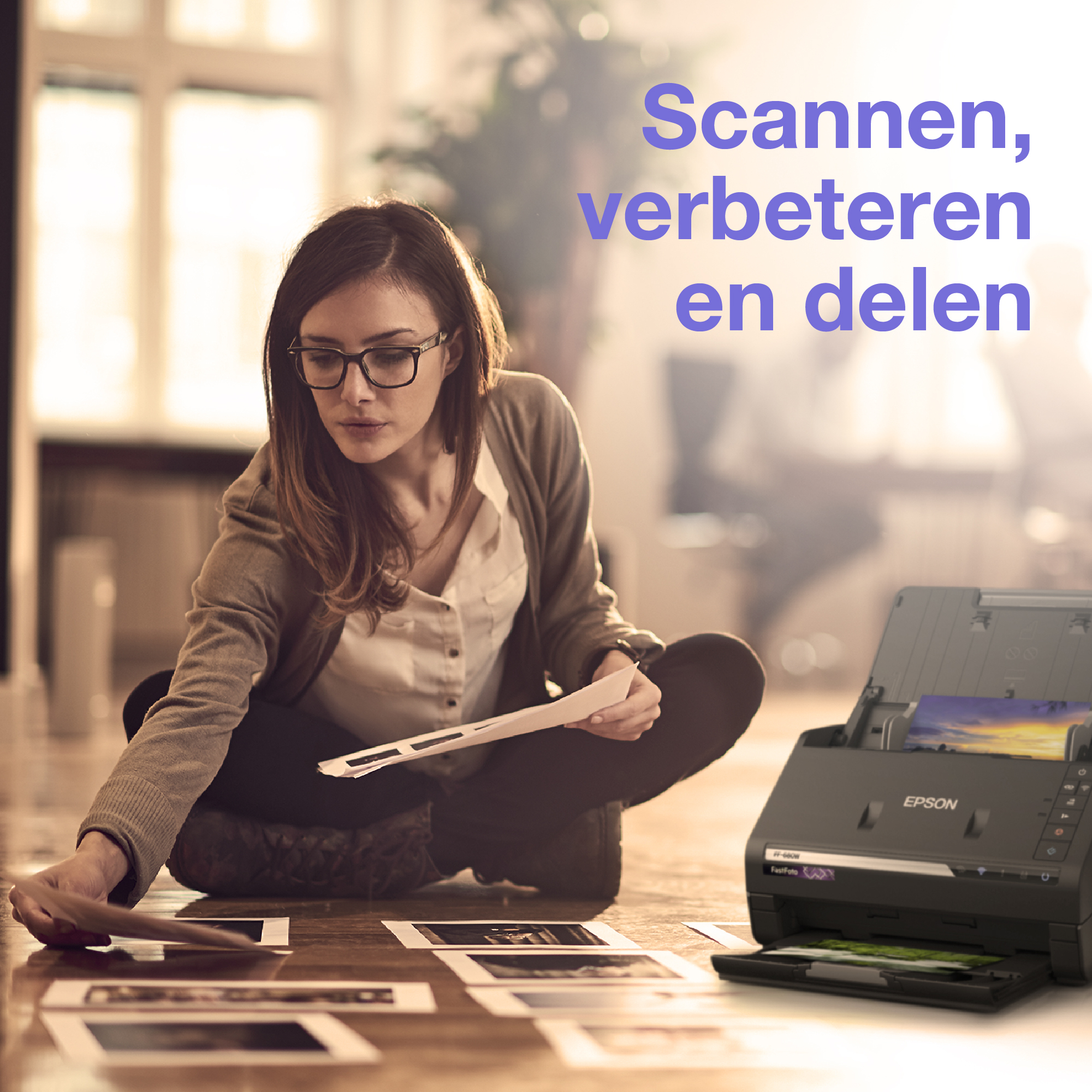 Epson FastFoto FF-680W Alimentation papier de scanner 600 x 600 DPI A4 Noir