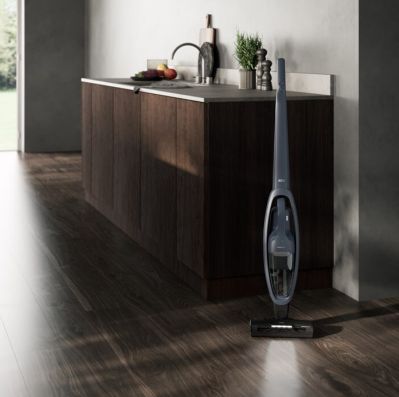 AEG Aspirateur-balai 900402210