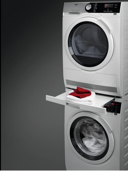 AEG STACKING KIT WITH PULL OUT SHELF