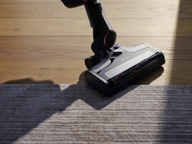 MIELE ASPIRATEUR BALAI TRIFLEXHX1BLK