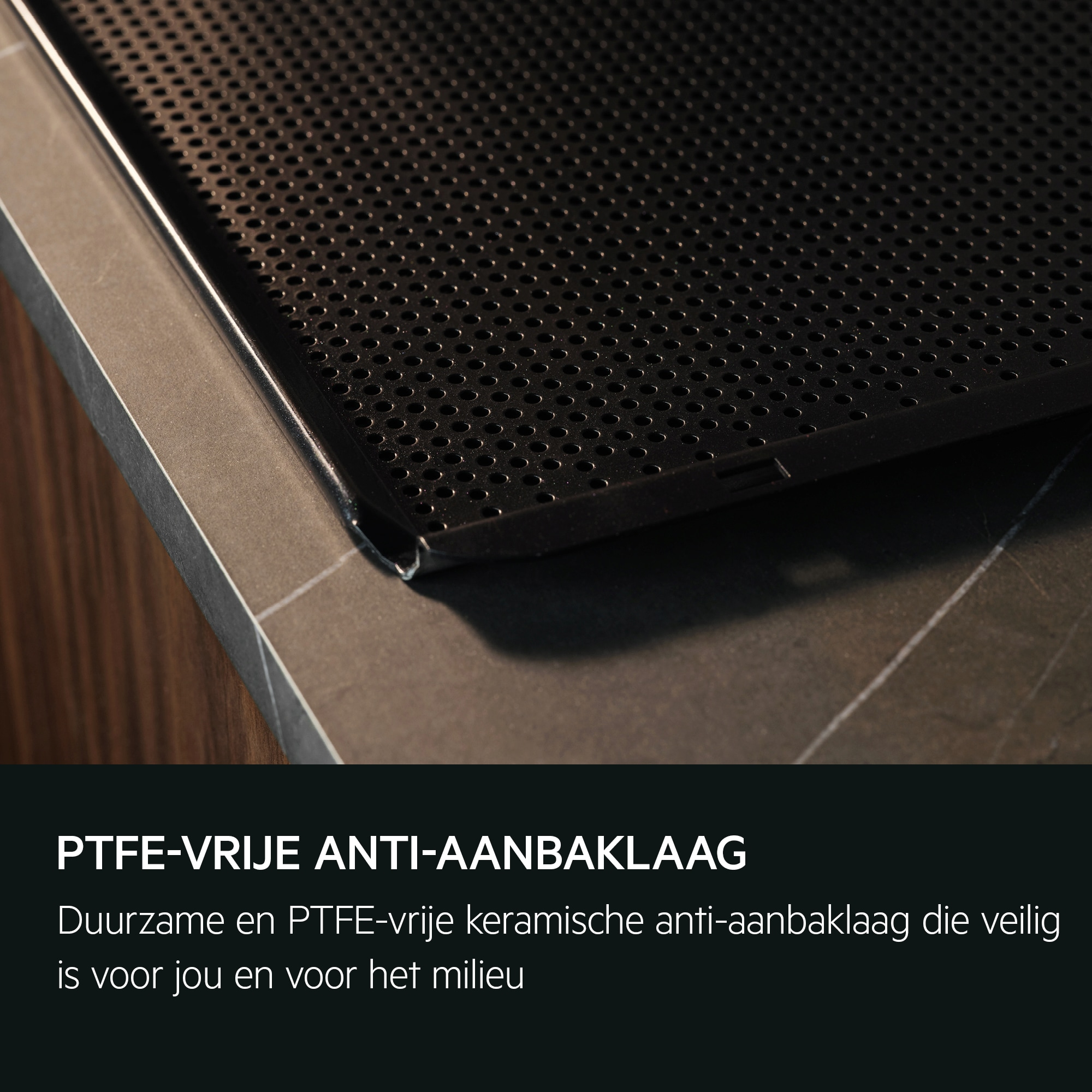Combi-stoomoven AEG TP9SB831AT / A++ / mat zwart / 60cm / SteamPro
