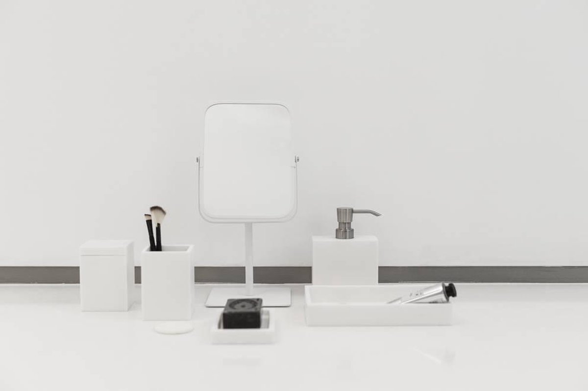 WC-borstel Aquanova MOOBHR-43 Moon White