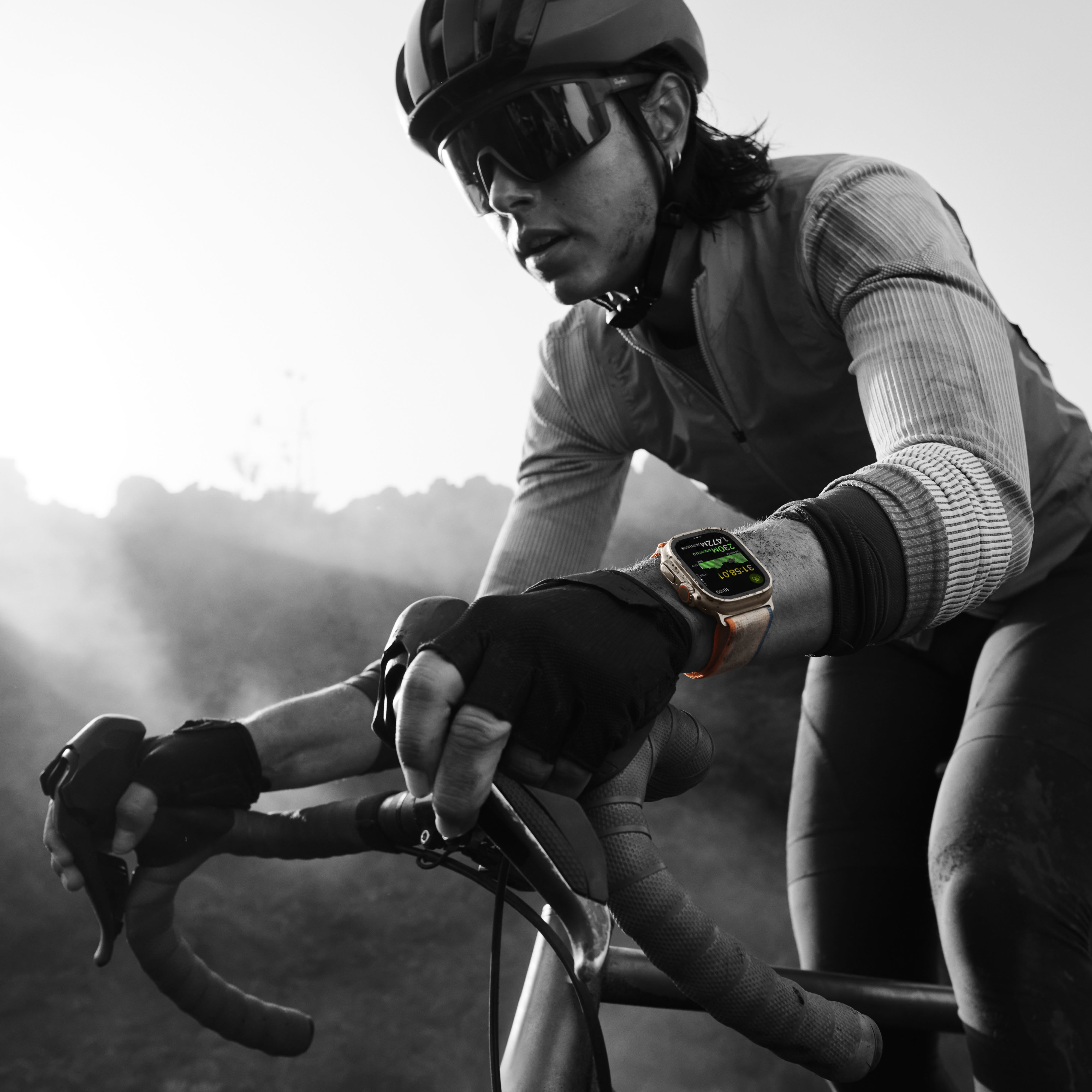 Apple Watch Ultra 2 (Demo) OLED 49 mm Numérique 410 x 502 pixels Écran tactile 4G Titane GPS (satellite)