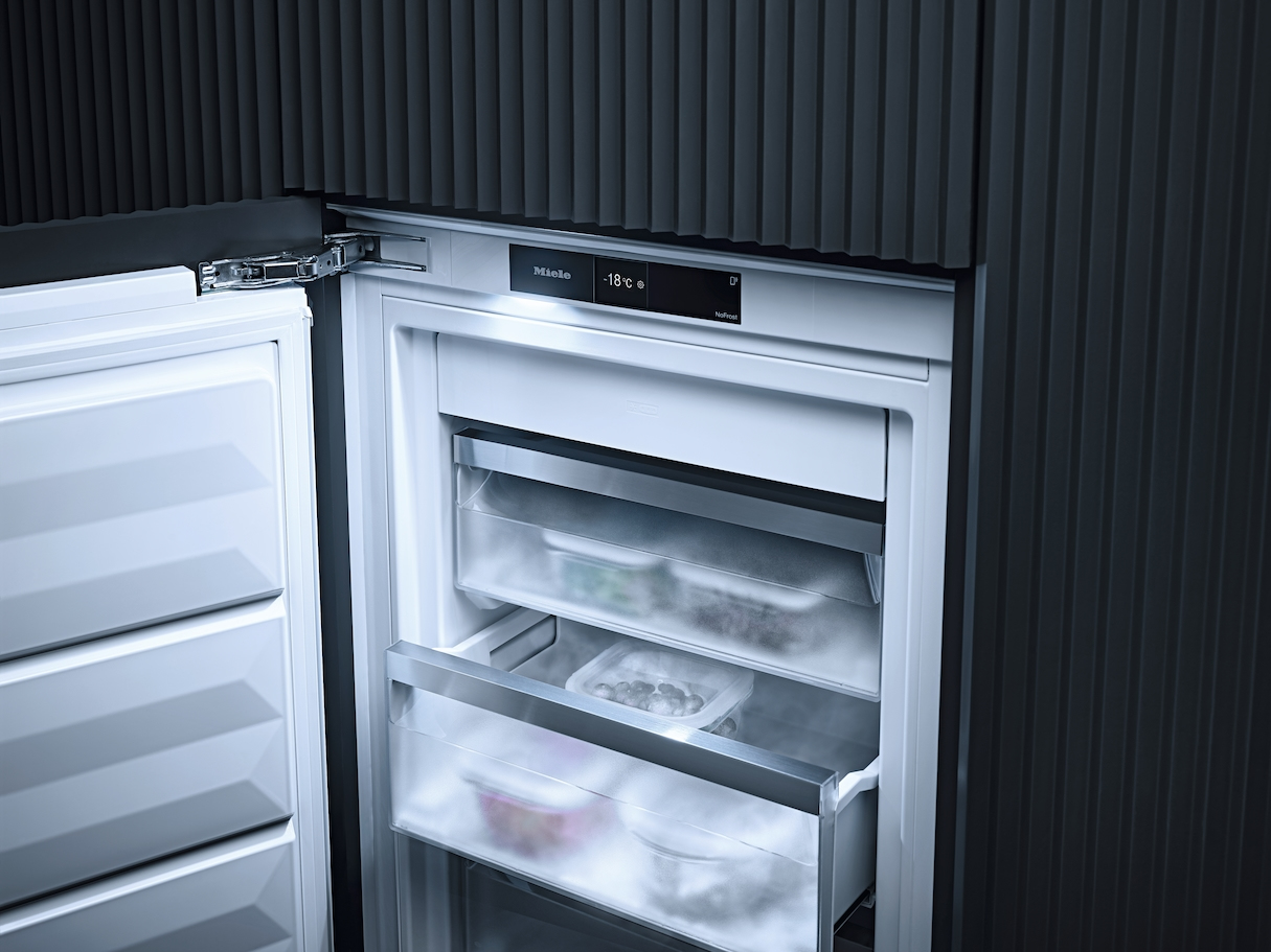 Diepvries BI MIELE FNS 7774 D / 213L / D / 178cm / NoFrost / dod