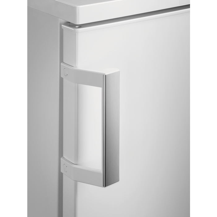 Tafelkoelkast AEG RTB414D2AW / 134L / D / 84,5cm