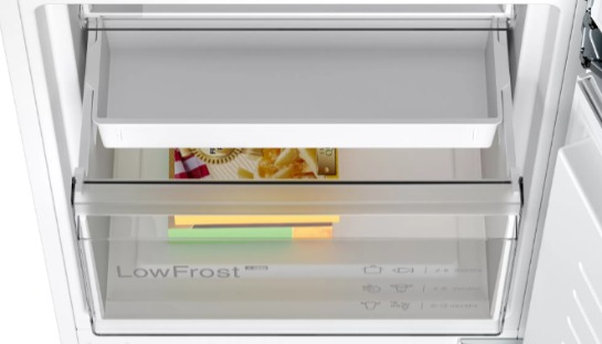 Bosch Serie 4 KIV87VSE0 koel-vriescombinatie Ingebouwd 270 l E