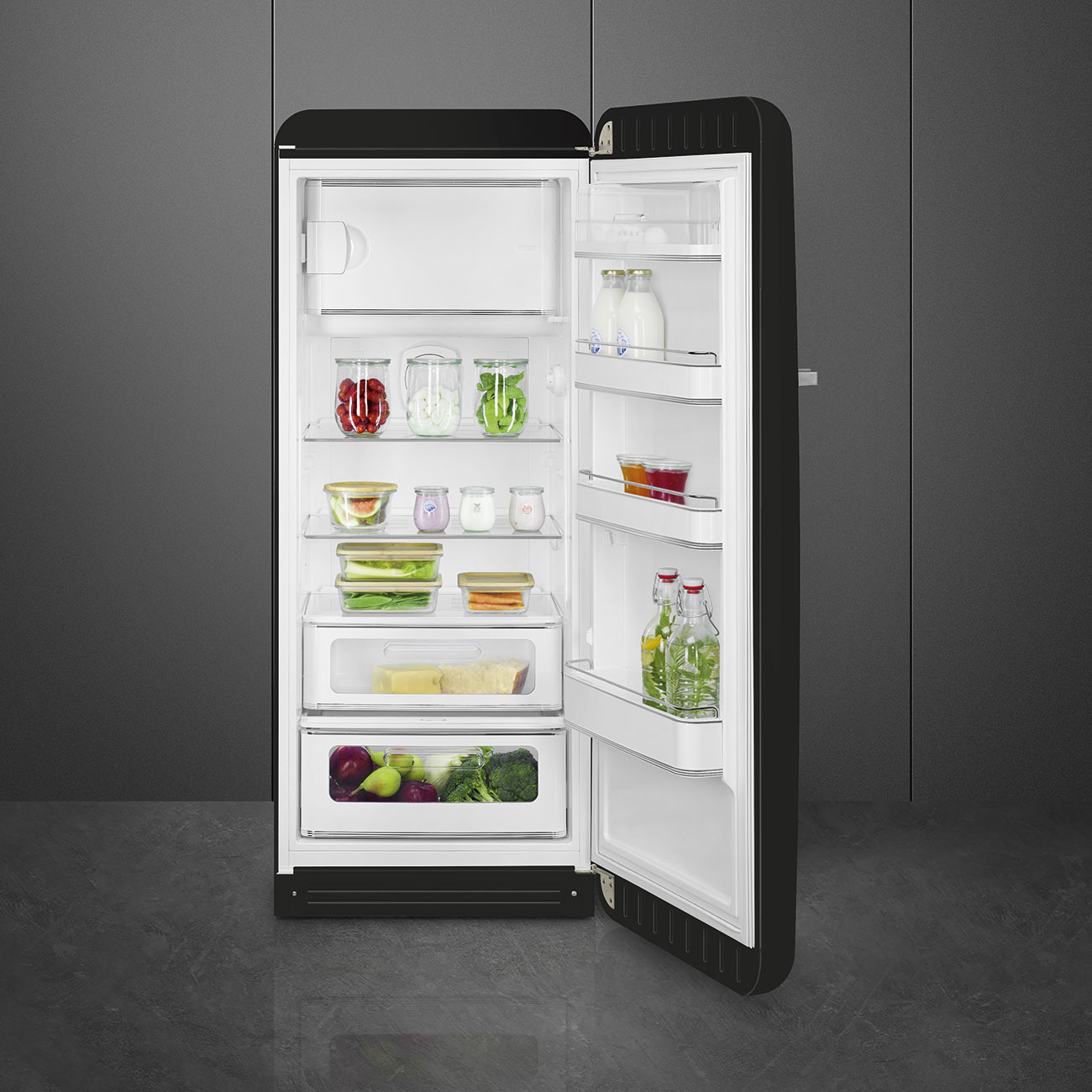 Koelkast SMEG FAB28RBL6 50's Style / C / 244L+26L / 153cm / zwart