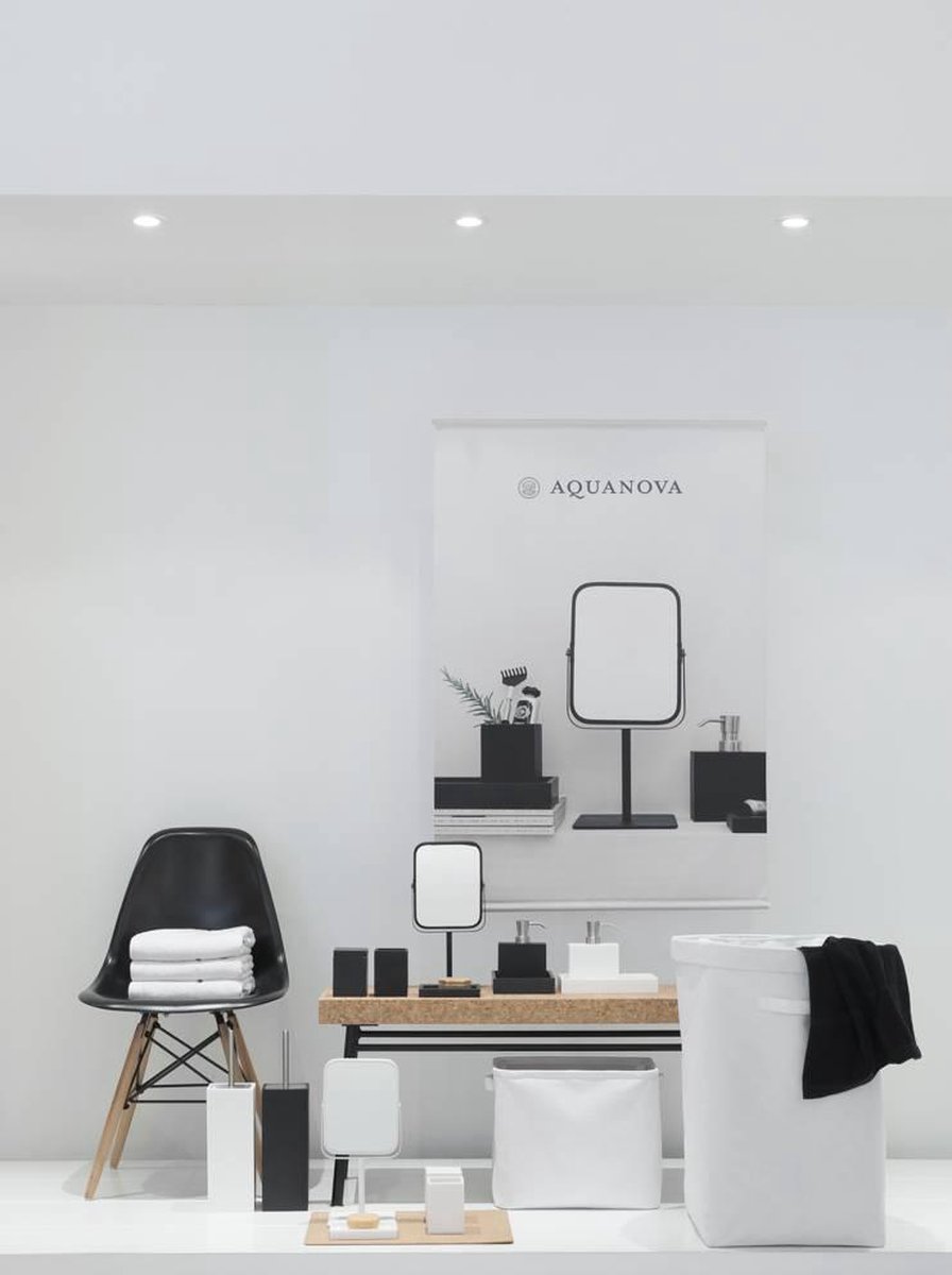 WC-borstel Aquanova MOOBHR-43 Moon White
