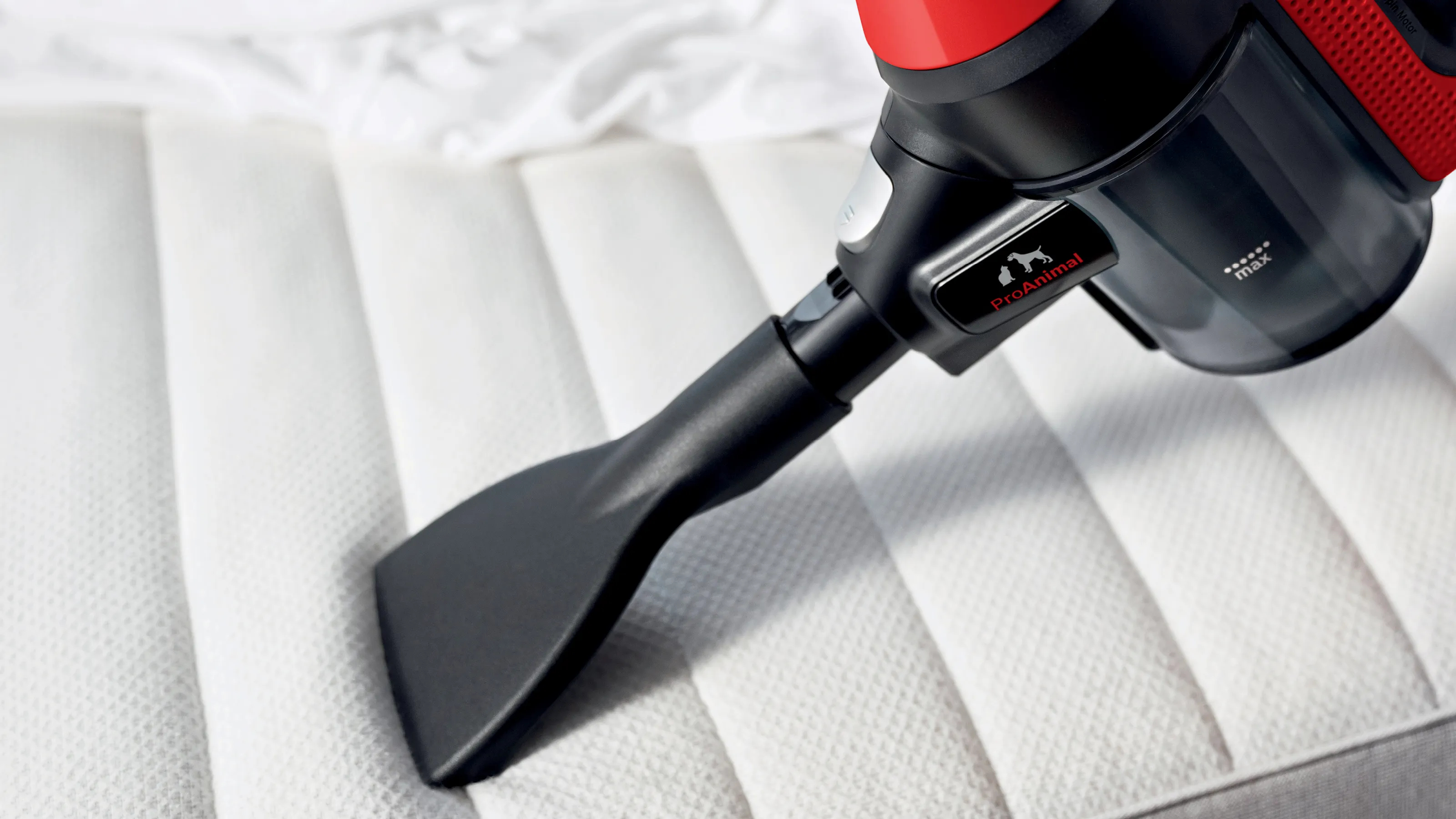 Bosch aspirateur balai unlim BCS711PET