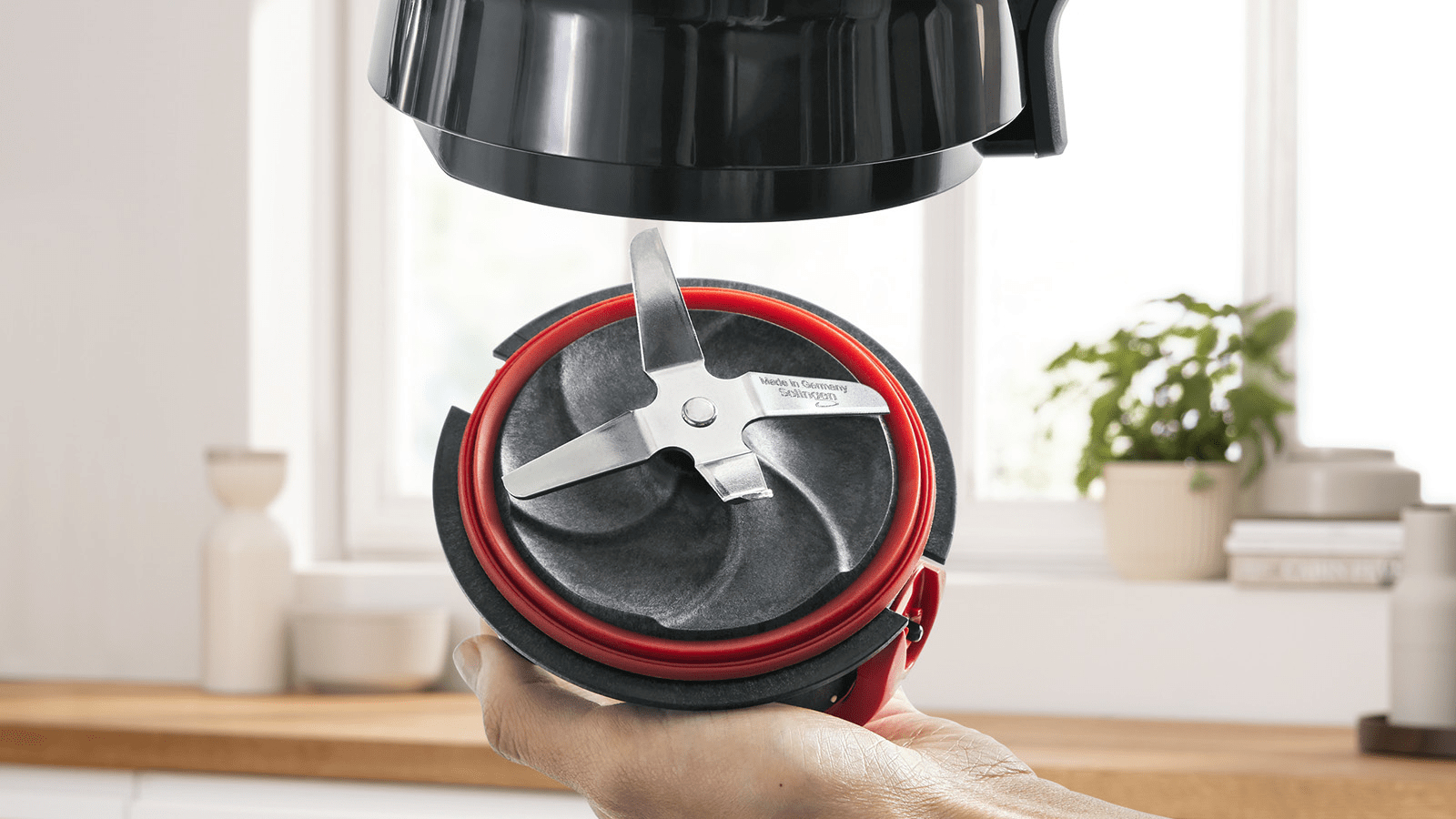 Bosch blender 1200w MMB6174S