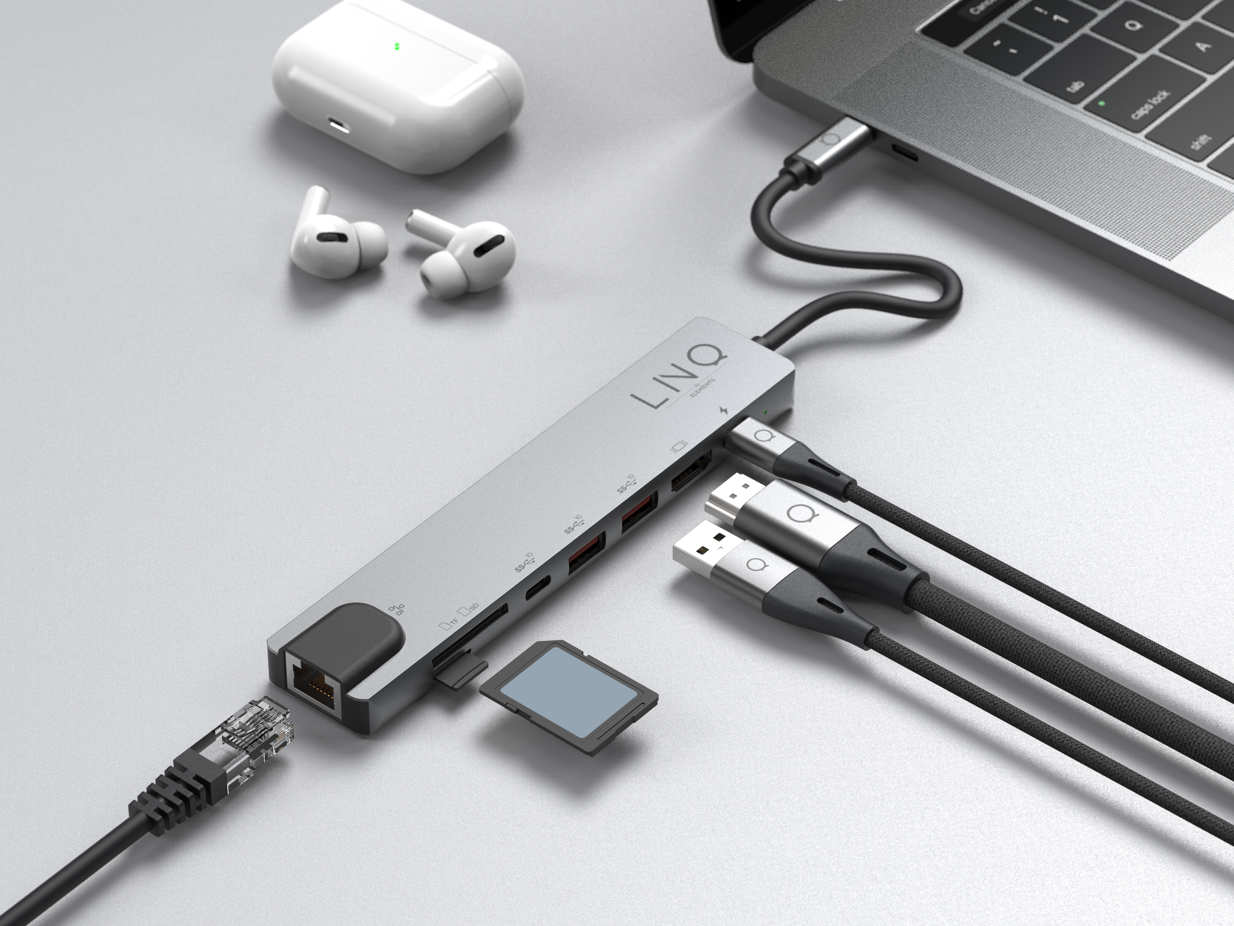 Linq 8 in 1 Pro Multiport Hub