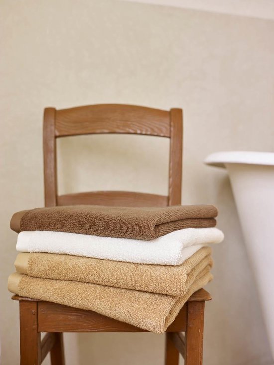 Handdoek AQUANOVA OSLTWS-804 Oslo Gotscotton / 55x100 / Cinnamon