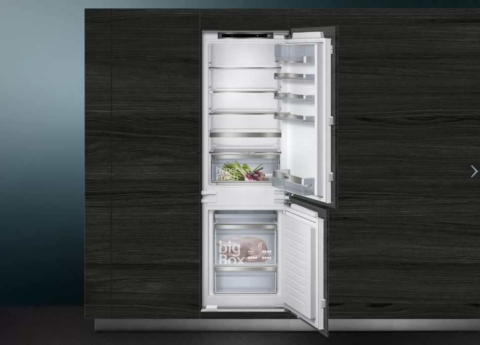 Siemens iQ500 KI86SAFE0 réfrigérateur-congélateur Intégré 266 L E Blanc