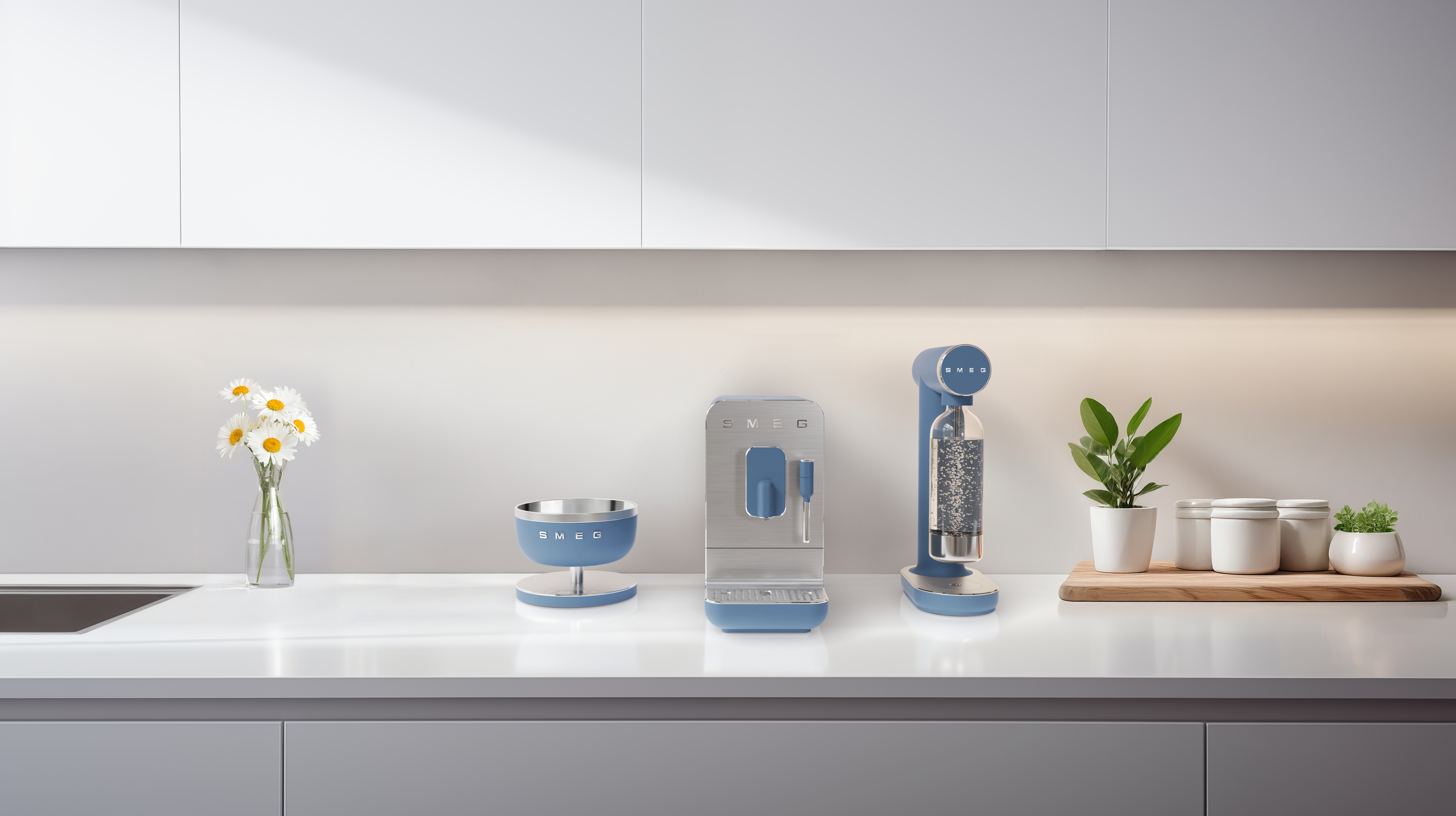 Bruiswatertoestel SMEG SKC01SBM Tritan Renew fles / 1L / storm blue