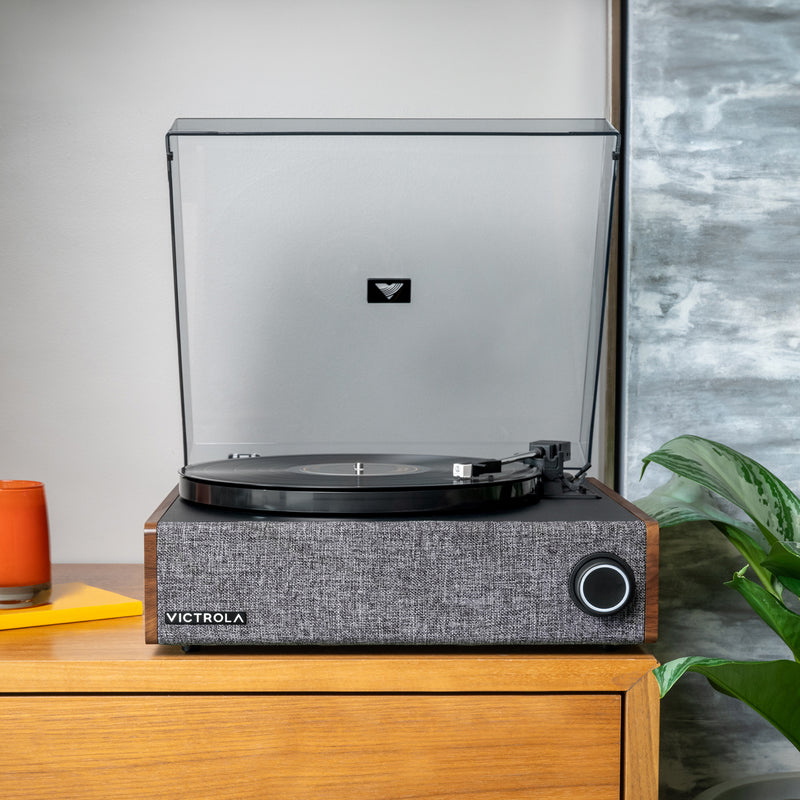 Platenspeler VICTROLA Eastwood LP walnoot