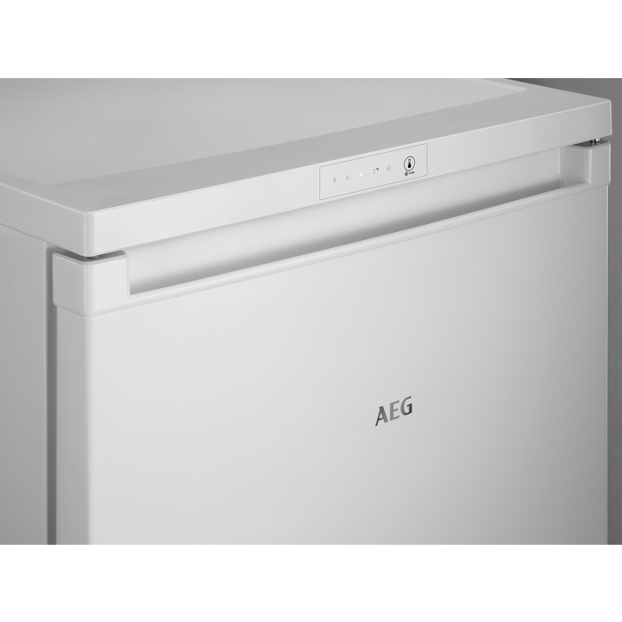 Tafelkoelkast AEG RTS811DXAW / D / Vriesvak / 84,5cm