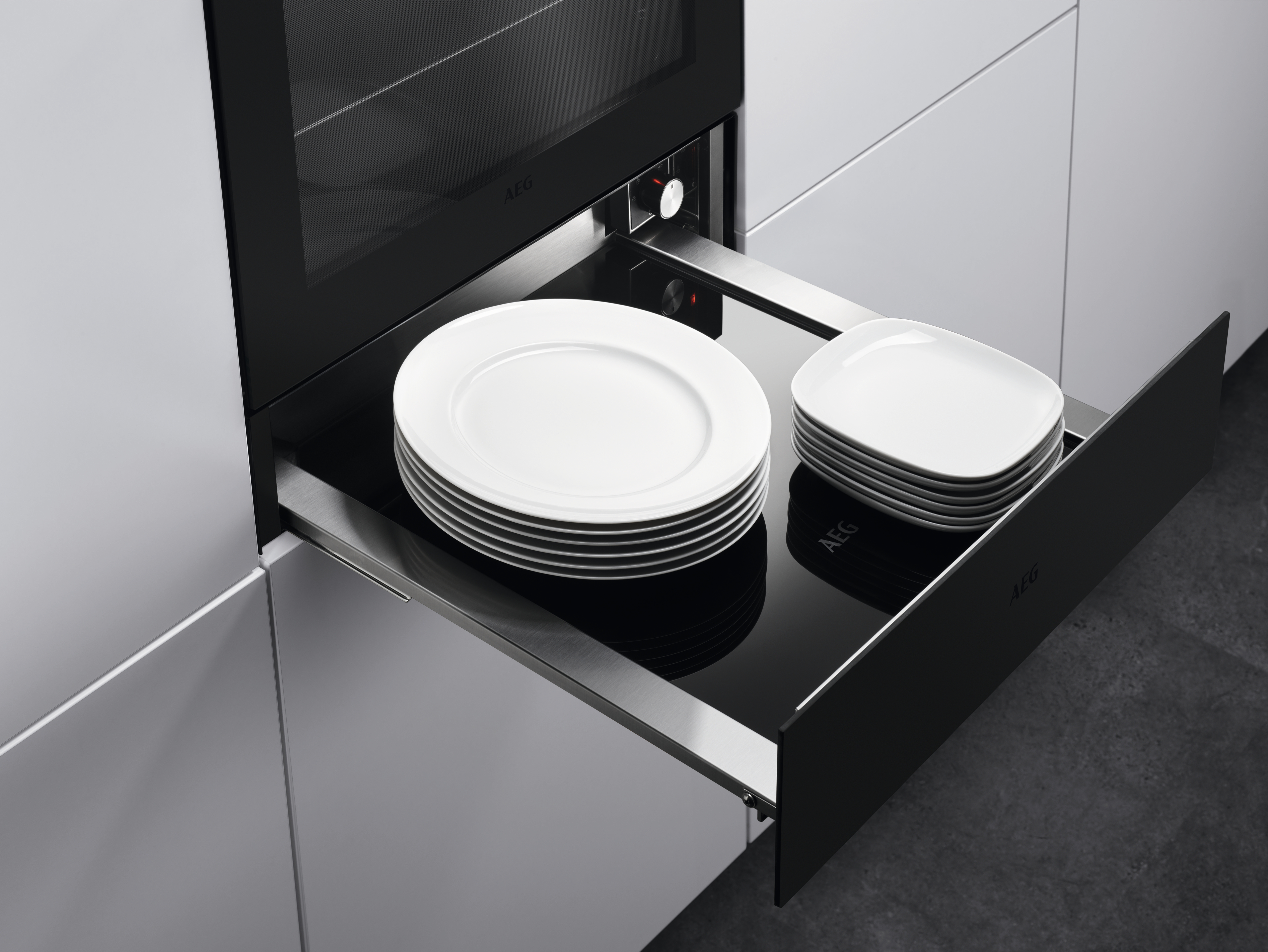 AEG Chauffe-plat elec. KDK911424T