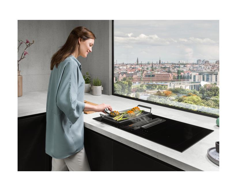 AEG KOOKPLAAT MET AFZUIGING CCE84751CB