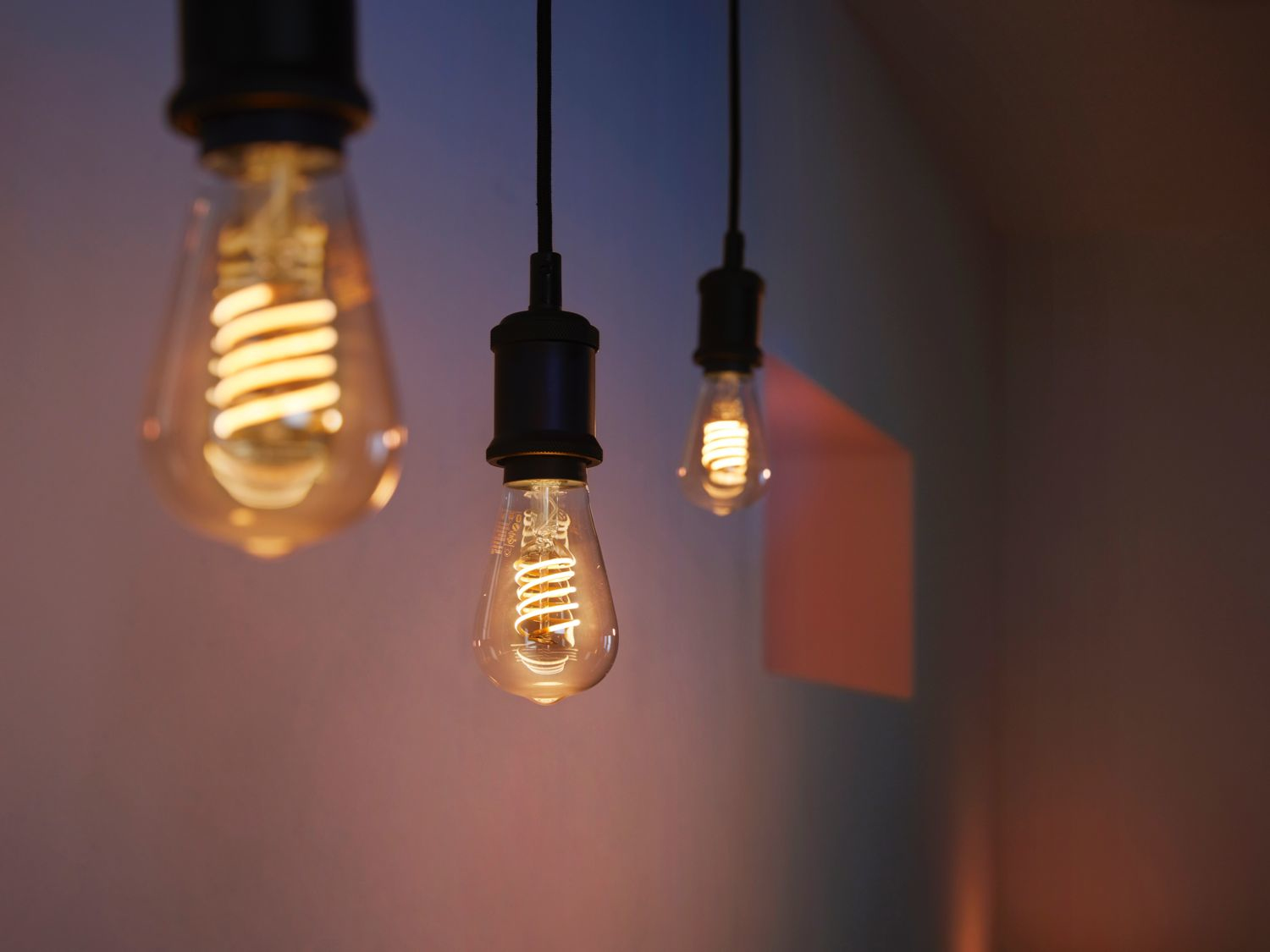 Lamp PHILIPS HUE Filament White E27 ST64
