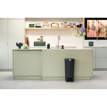 Pedaalemmer BRABANTIA 800023 StepUp / 40L / Dark Grey