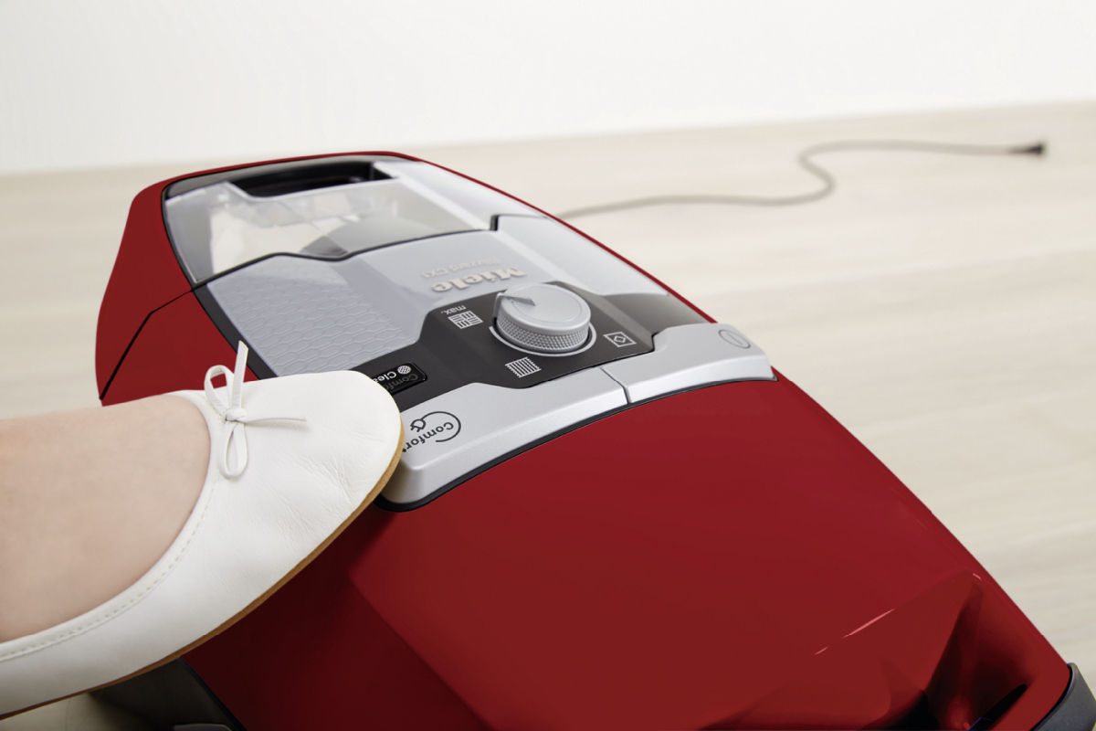 MIELE BLIZZARD CX1 CAT&DOG POWER ROUGE