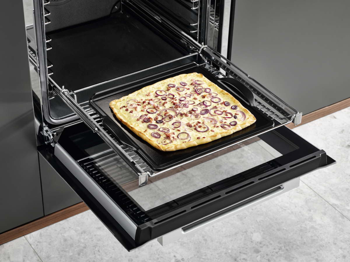 MIELE PIERRE A CUISSON HBS 70