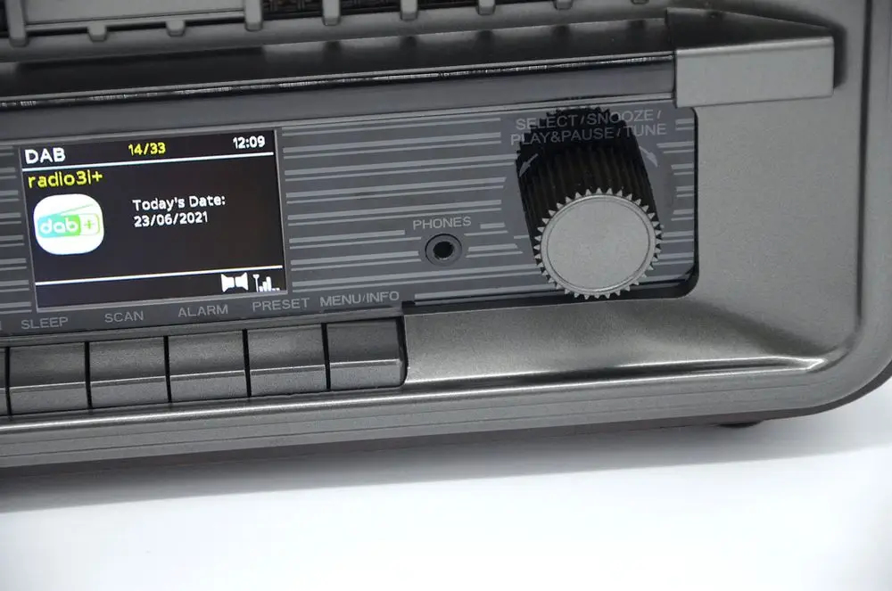 Roadstar radio dab+ HRA270DBT