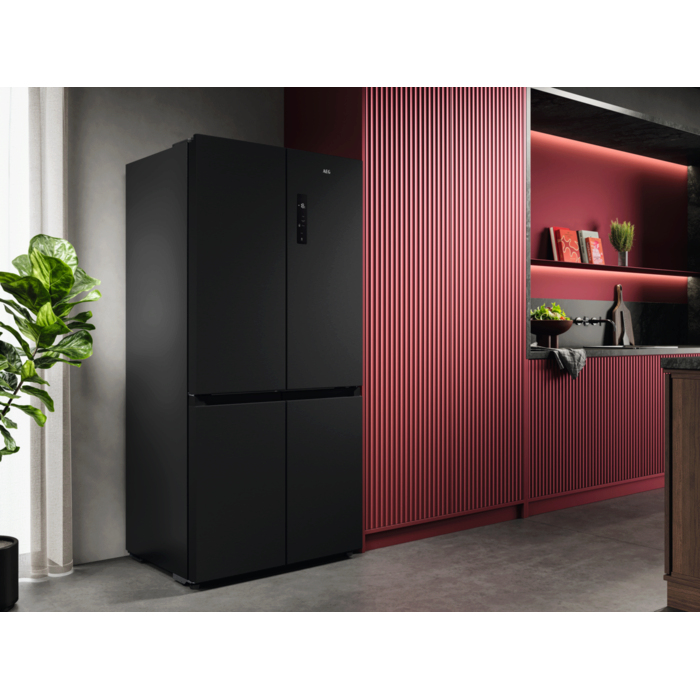 AEG frigo-congélateur OM7MR601DB