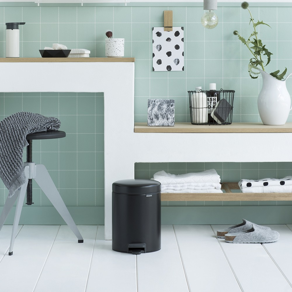 Pedaalemmer BRABANTIA 112928 NewIcon / 5L / Matt Black