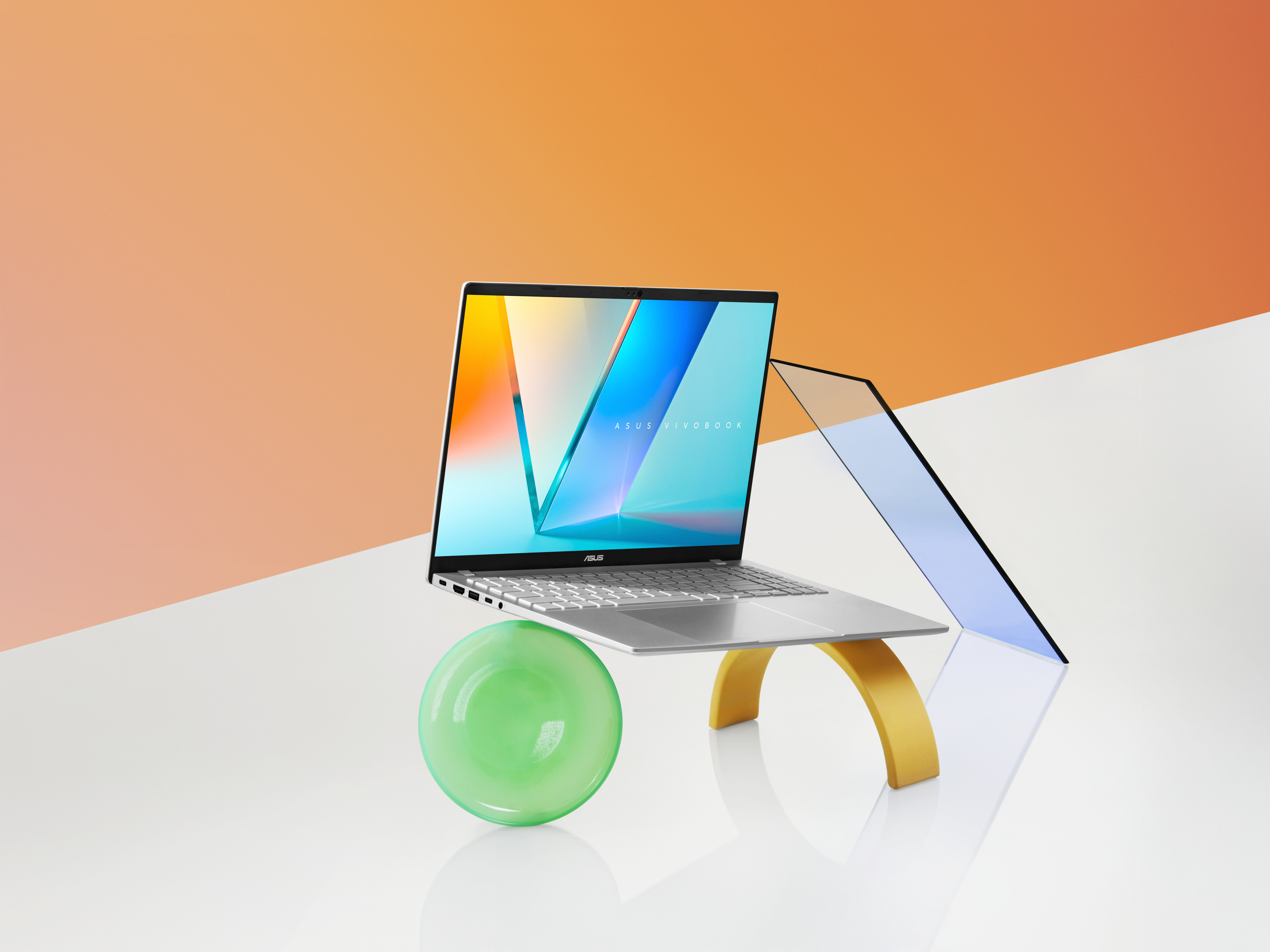 Laptop ASUS Vivobook S 16' 32GB Ryzen 9-270 512GB