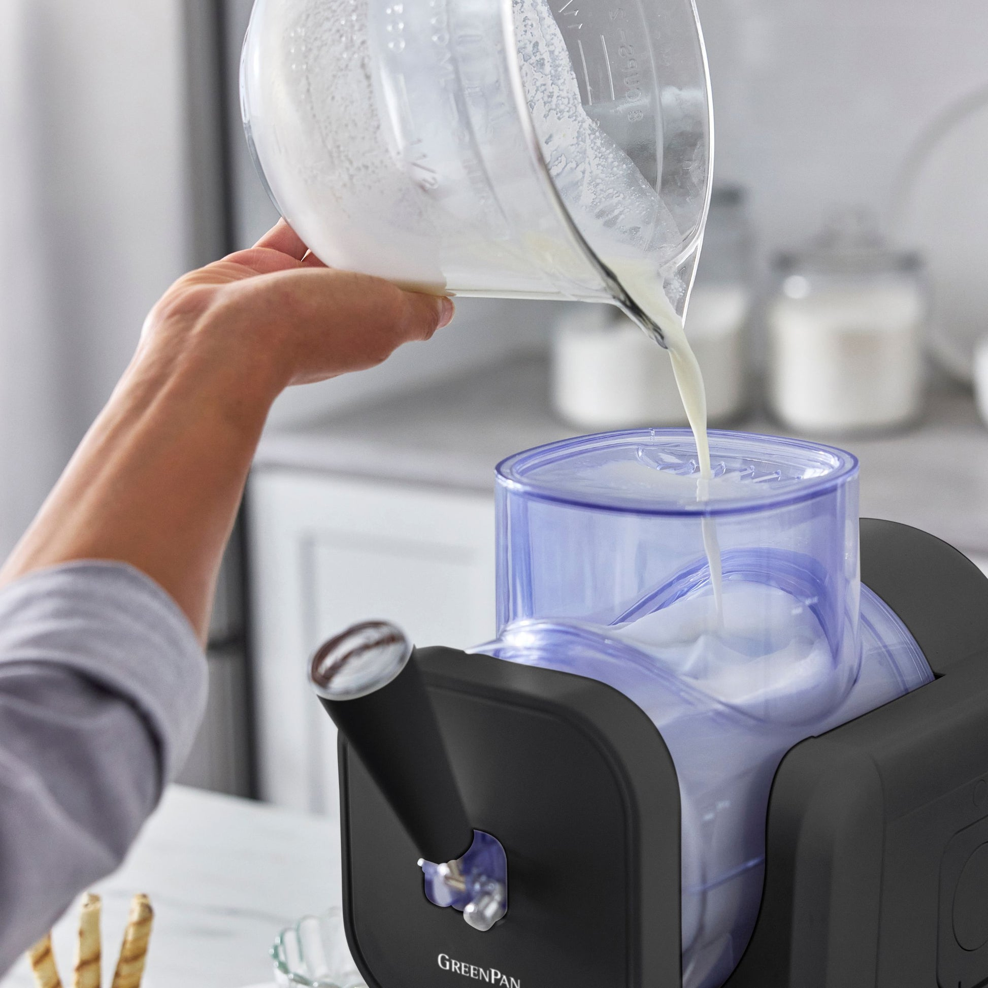 Ijsmachine GREENPAN CC010400-001 Frost / zelfkoelend / grijs