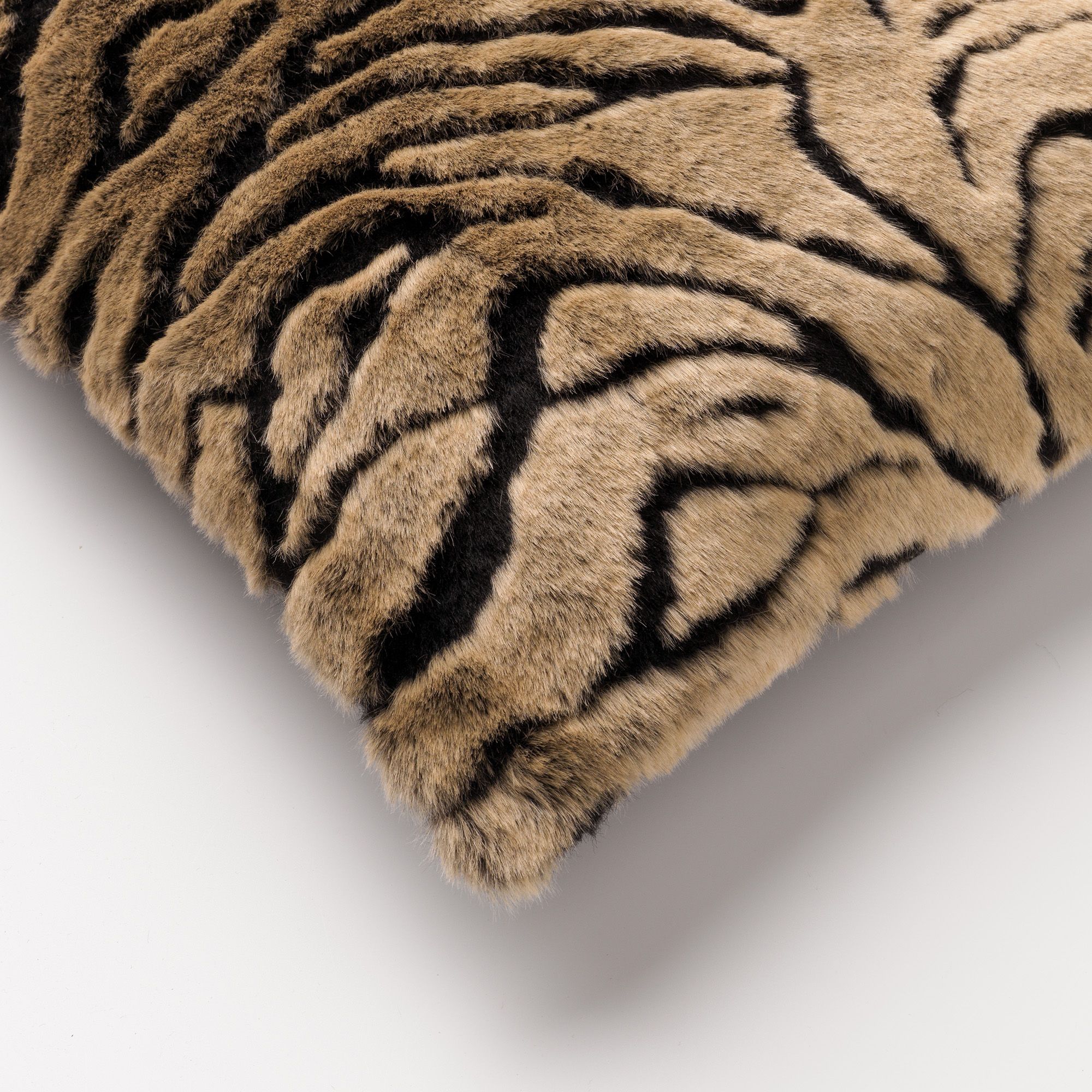Sierkussen Dutch Decor KENZO Rocky Road 45x45cm