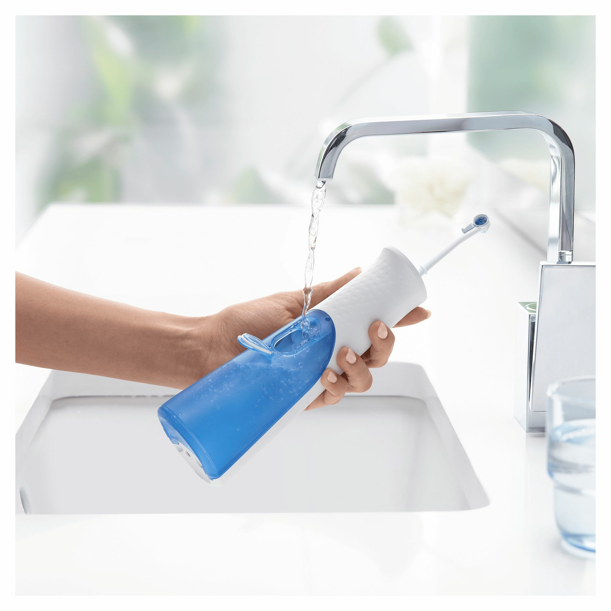 Oral-B Aqua Care 4 monddouche