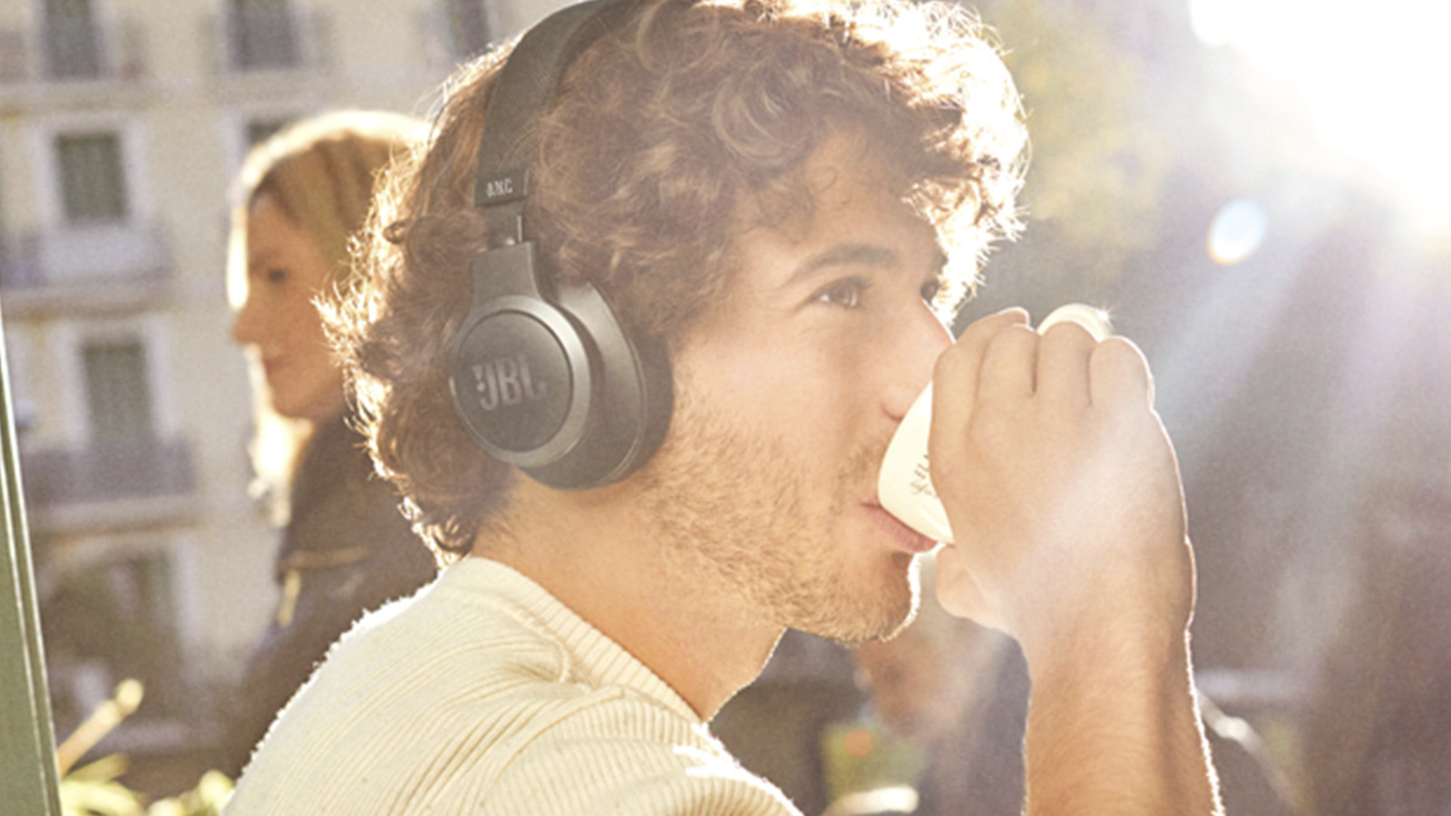 JBL casque over-ear live 660 nc noir