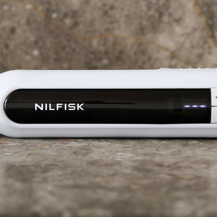 Steelstofzuiger NILFISK 128390186 Move / Docking Station / zwart