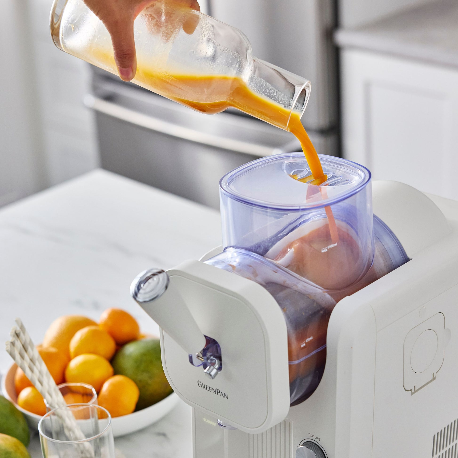 GreenPan Frost ijsmachine 1,87L Sorbetière pour glace italienne 1,8 L 300 W Noir, Blanc