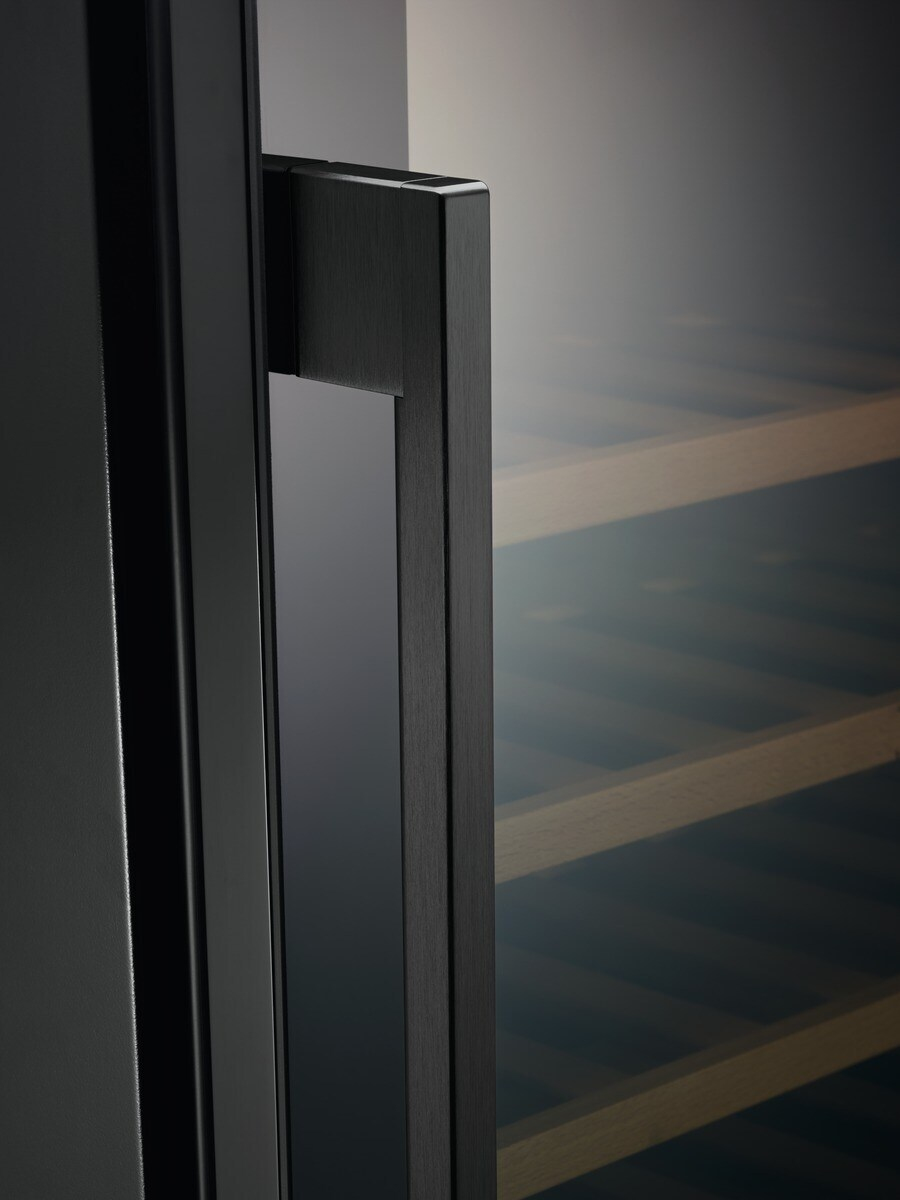 AEG AWS4052B5B Refroidisseur de vin compresseur Intégré Noir