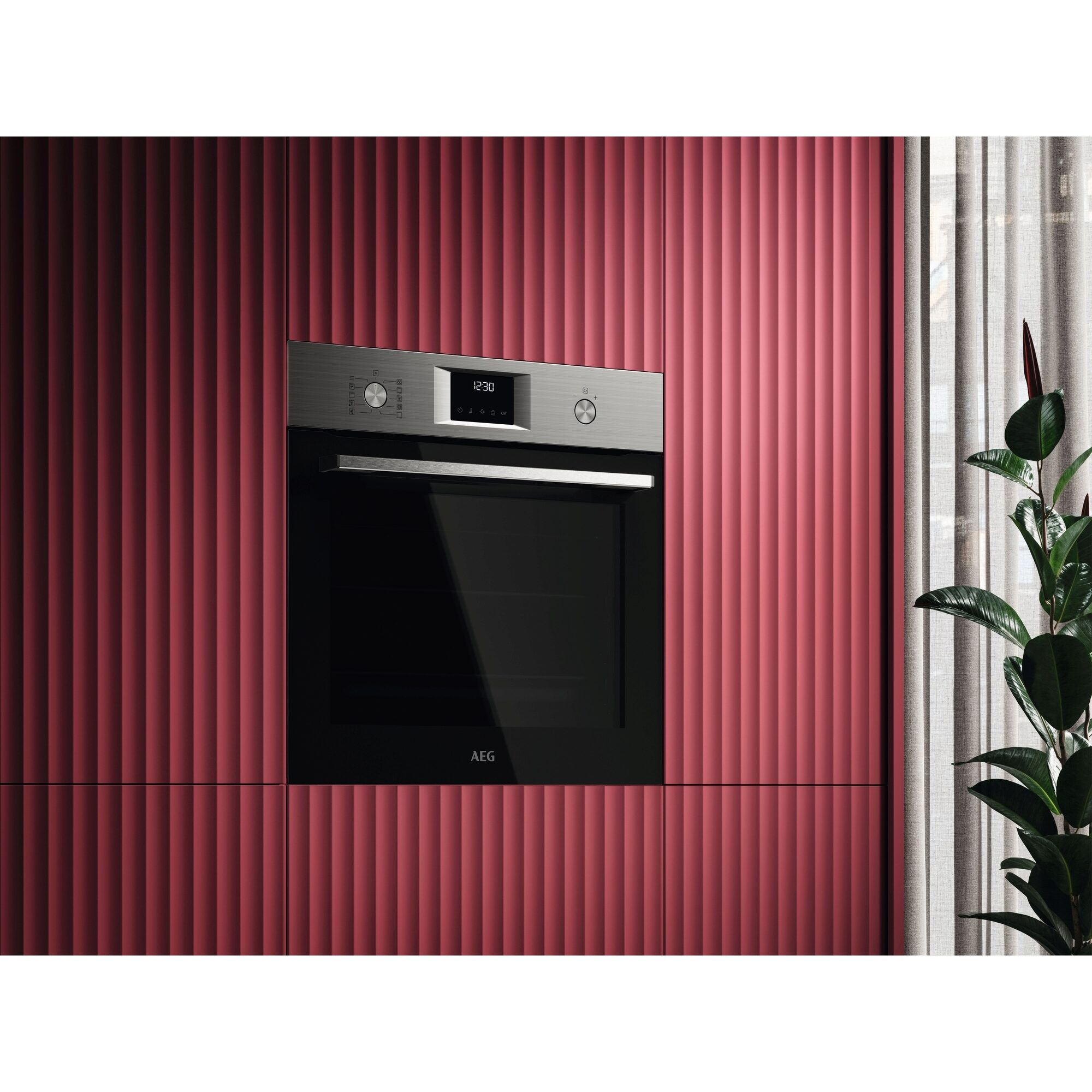 AEG FOUR MULTIFONCTION OU5PB40SM