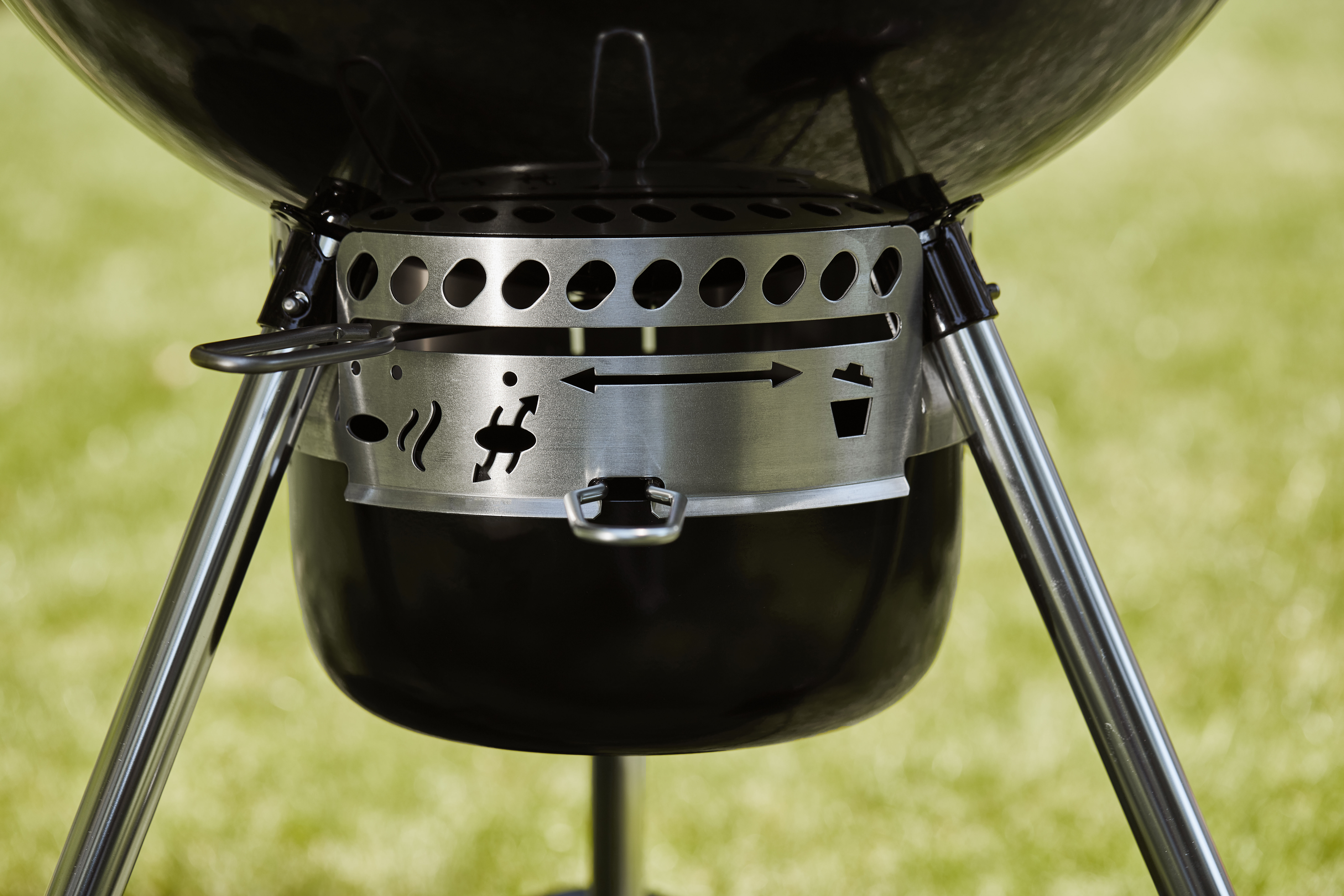 BBQ WEBER 14701004 Master-Touch GBS E-5750BLK / Houtskool