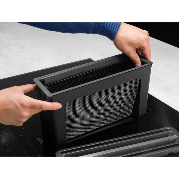 kookplaat met afzuiging AEG NCP84C01CZ / 80cm / A+ / SaphirMatt