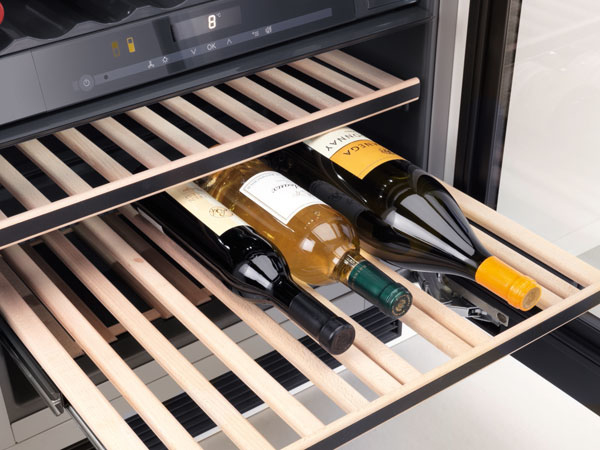 Miele KWT 6322 UG Refroidisseur de vin compresseur Intégré Noir 34 bouteille(s)