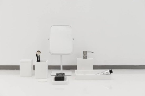 Tandenborstelhouder AQUANOVA MOOTUM-43 Moon / White