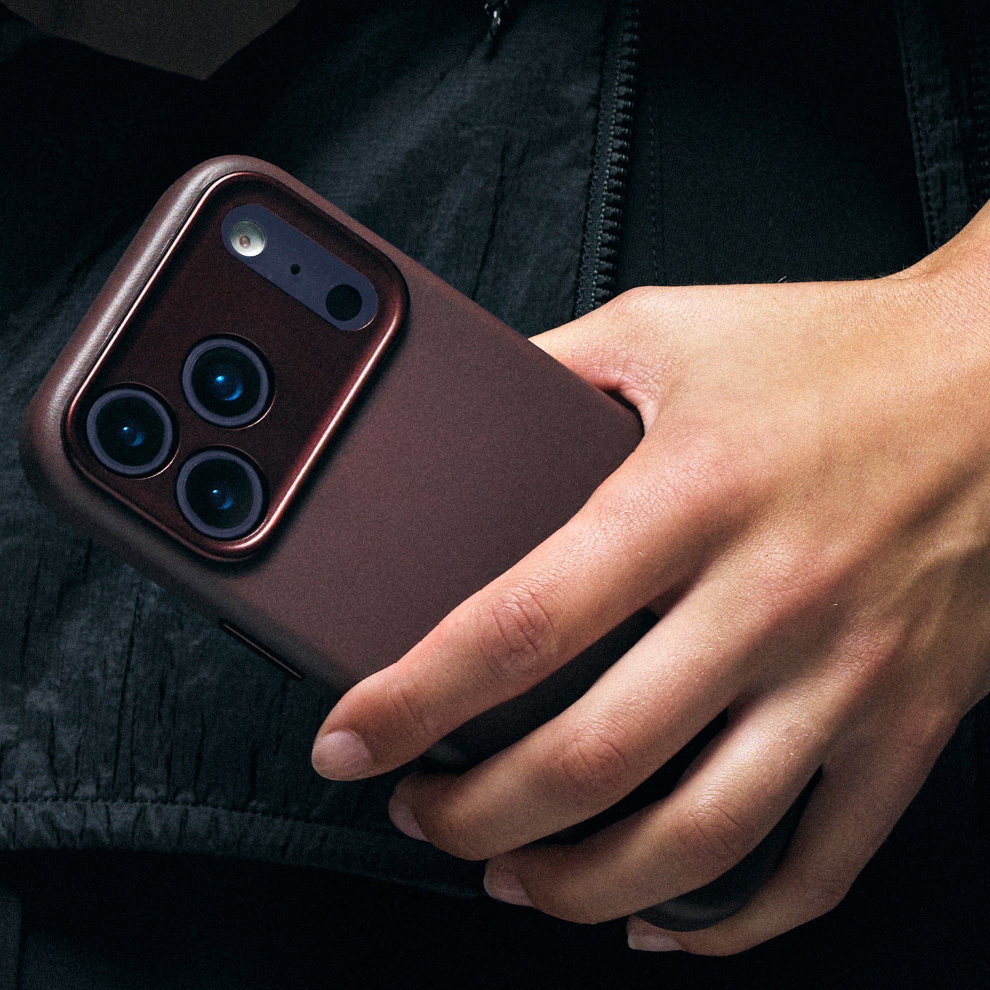 Decoded Leather Backcover Apple iPhone 17 Pro Chocolate Brown