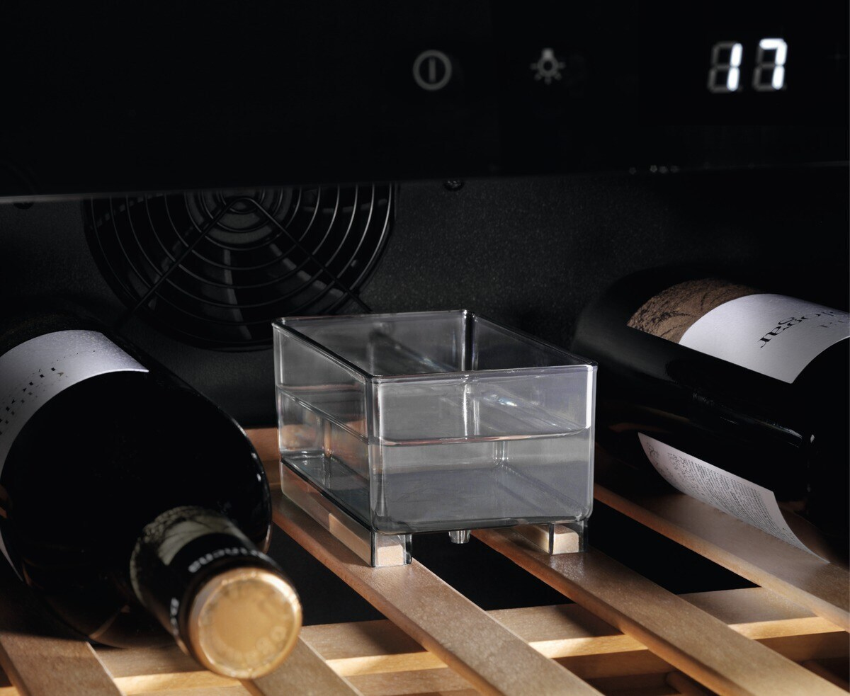 AEG AWS4052B5B Refroidisseur de vin compresseur Intégré Noir