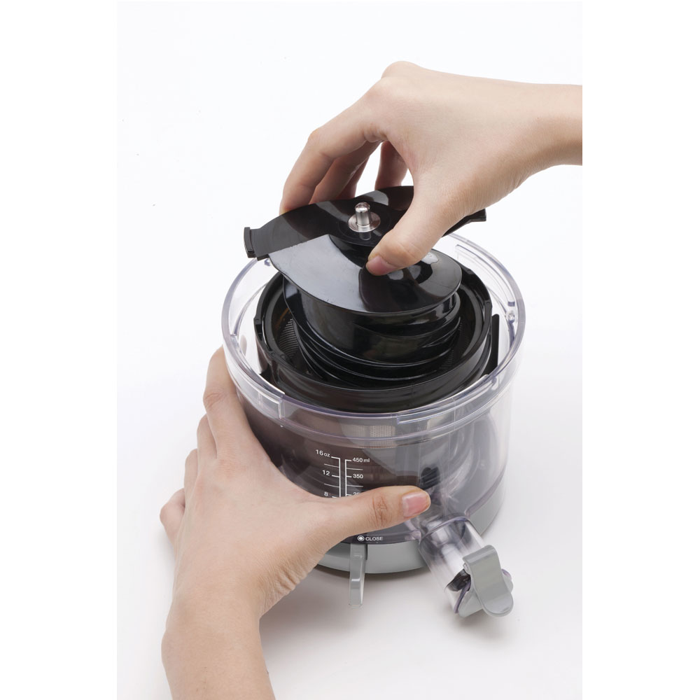 Smeg SJF01CREU citruspers/sapmaker Slowjuicer 150 W Crème