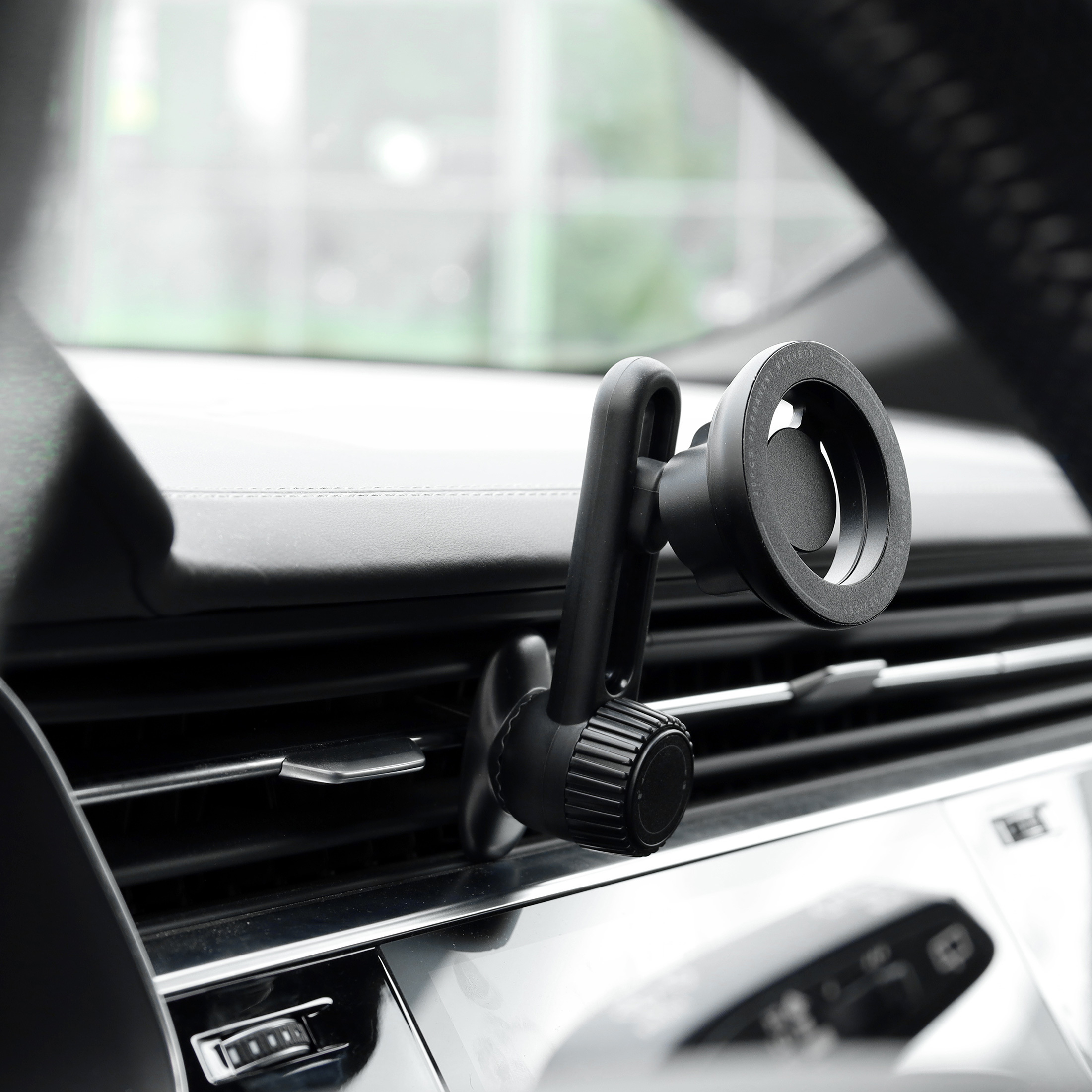 Mobiparts MagSafe Holder with adjustable Air Vent Mount Black