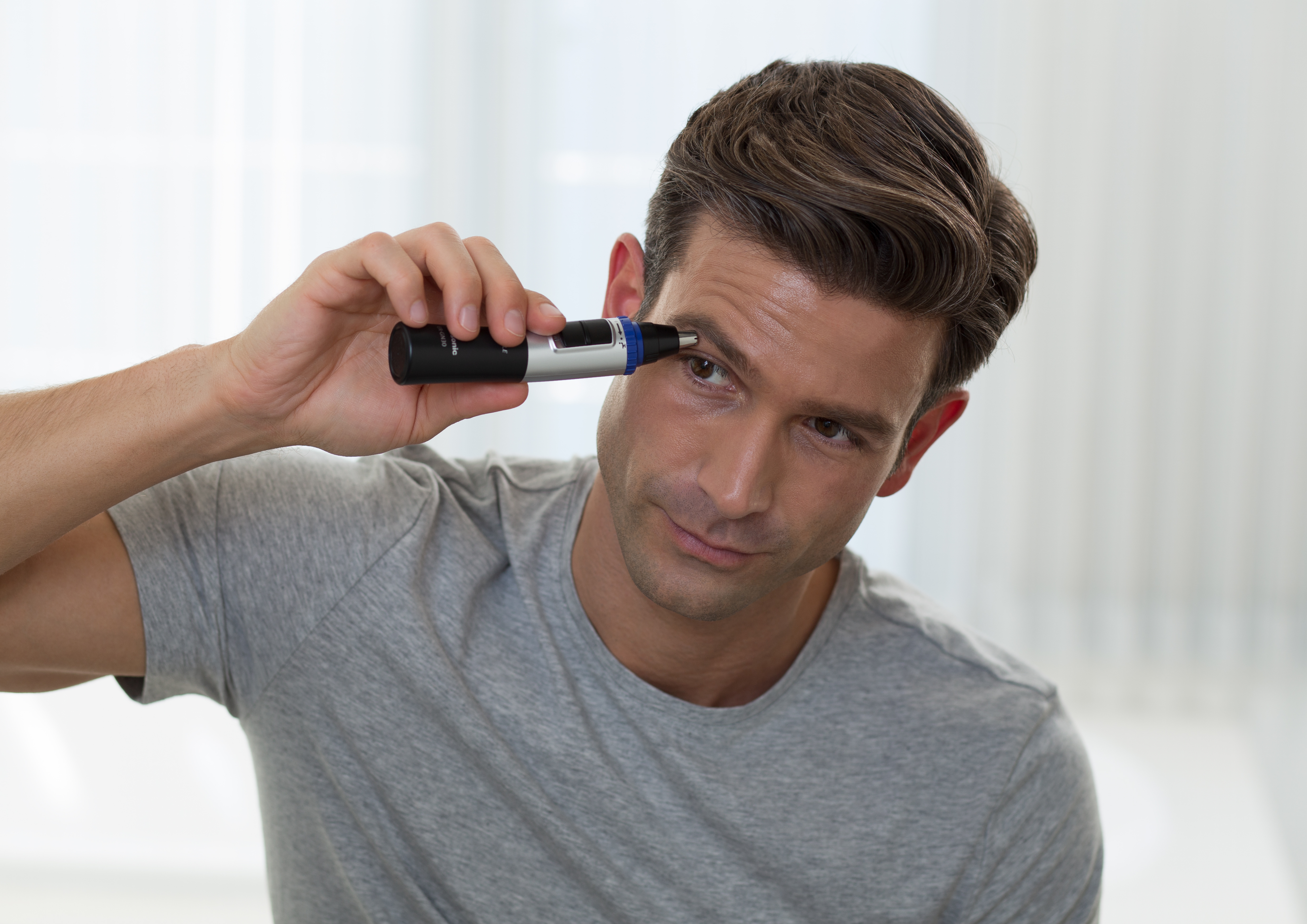 Panasonic tondeuse nez & oreille